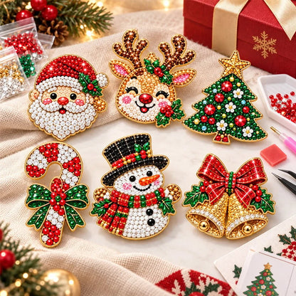 🔥🎄6 Sparkling Christmas Brooches - A Beginner-Friendly Diamond Painting Kit For Cozy Family Crafting, Festive Outfits And Heartfelt Handmade Gifts💎